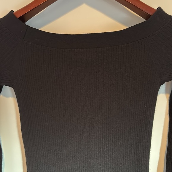 Frame Denim wool blend ribbed off the shoulder sweater - Picture 8 of 15